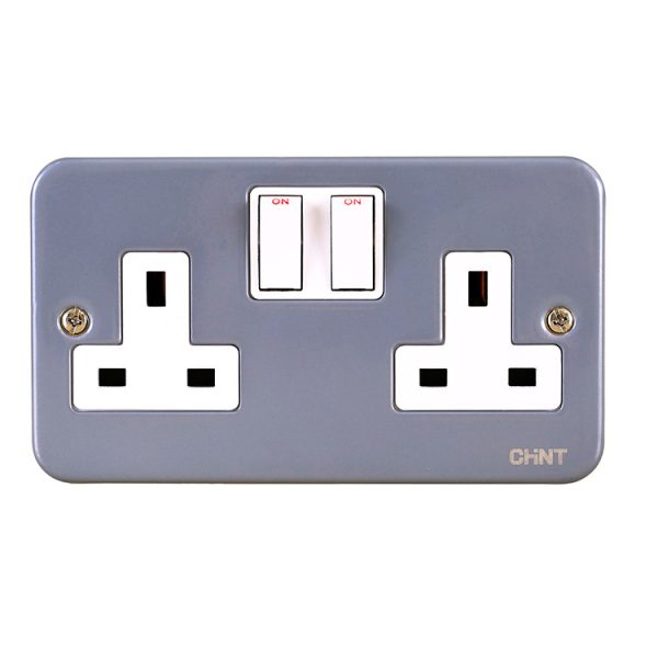 13A 250V 2 gang 3 pin socket outlet – CHINT Malaysia